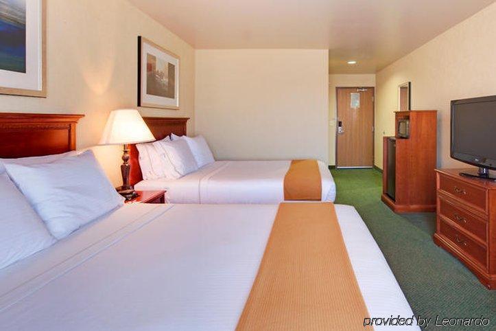 Holiday Inn Express Tehachapi By Ihg Exterior foto