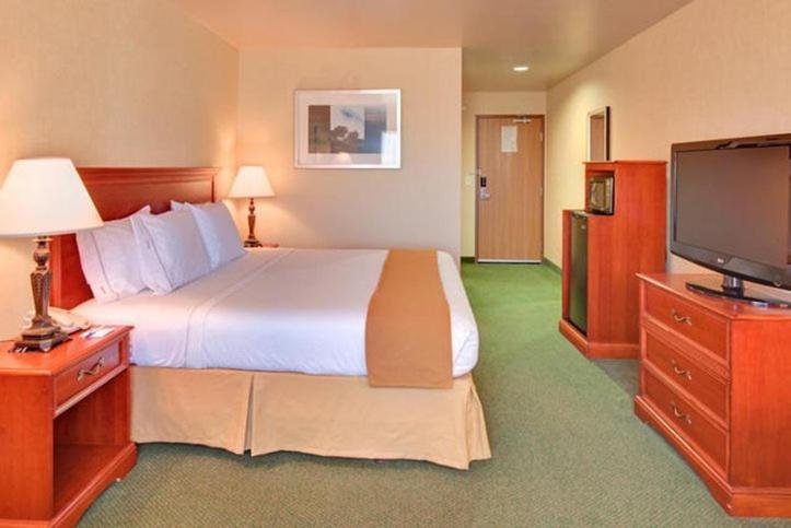 Holiday Inn Express Tehachapi By Ihg Exterior foto