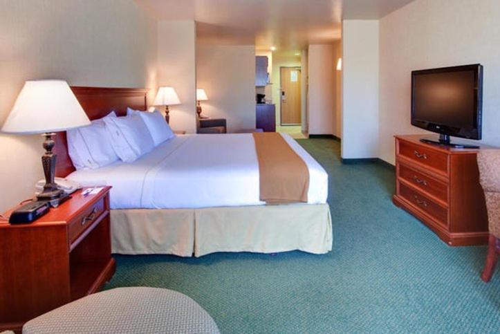 Holiday Inn Express Tehachapi By Ihg Exterior foto